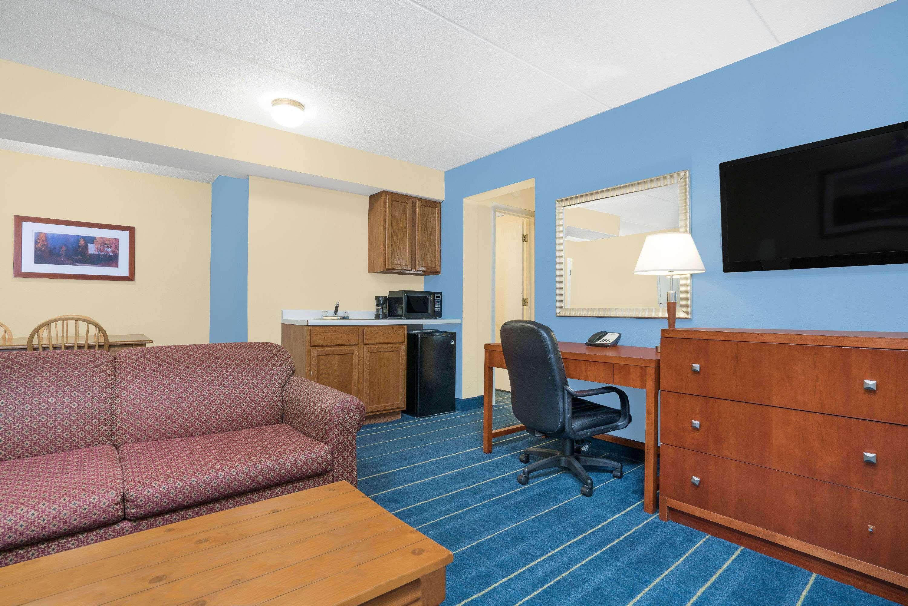 Days Inn By Wyndham Alexandria Mn Exterior foto