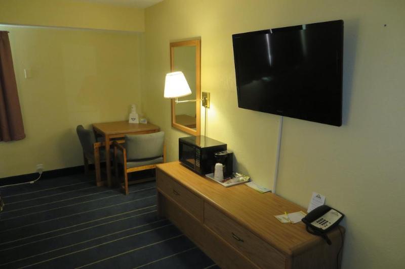 Days Inn By Wyndham Alexandria Mn Exterior foto