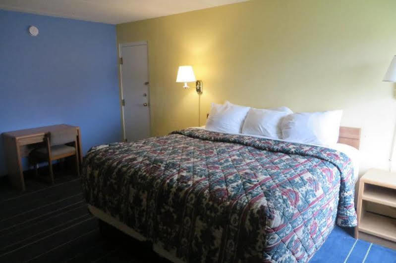 Days Inn By Wyndham Alexandria Mn Exterior foto